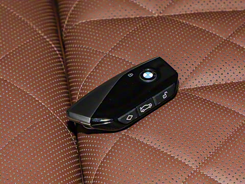 2024�� xDrive40i �����ͺ�����װ