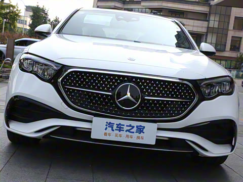 2025�� �Ŀ� E 300 L ʱ���˶���