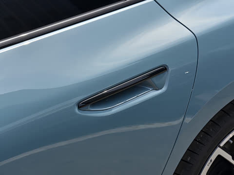 2026�� TFSI quattro 200kW �콢��