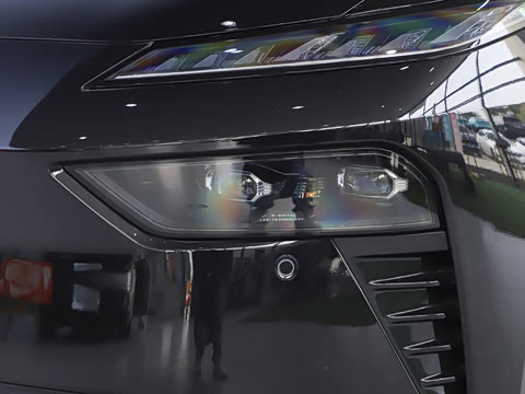 2025�� ���� 650MaxѲ����