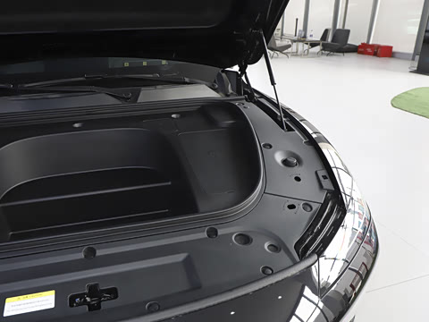 2025�� ���� 650MaxѲ����