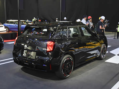 2025�� �Ŀ� JOHN COOPER WORKS