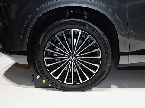 2026�� 185KM��;��