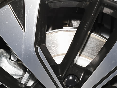 2026�� DM-i 220KM׿Խ��