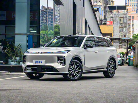 2025�� 215�����콢��