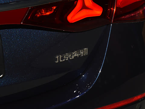 2026�� E 300 L ������