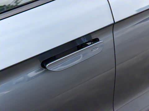 2025�� EV �Ǽݰ� 635KM�콢��