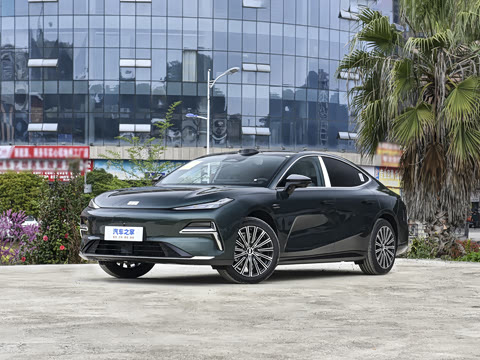 2026�� 225km EM-i Զ�����ǺӰ�