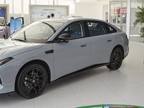 2026�� 560MAX