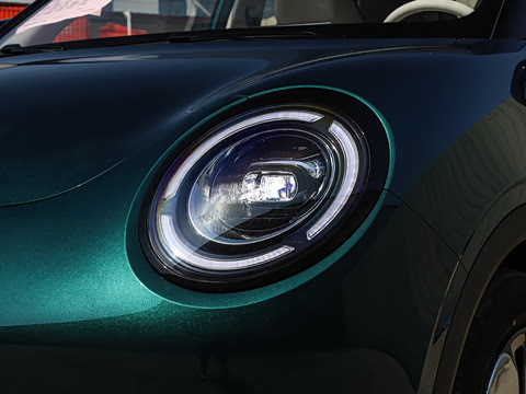 2026�� Pro 403km ������