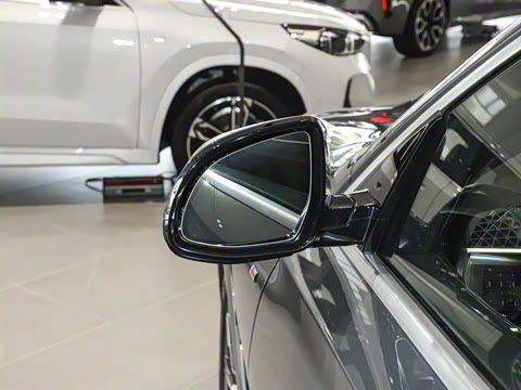 2023�� xDrive30i M�˶���װ