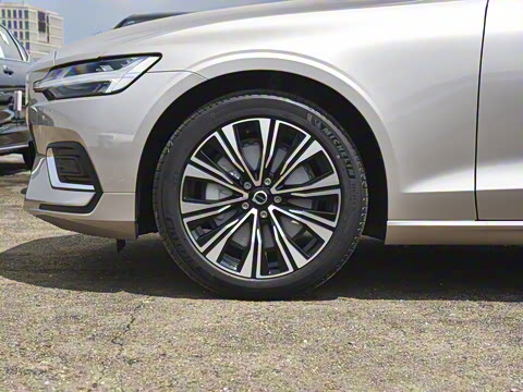 2026�� B4 ��Զ������