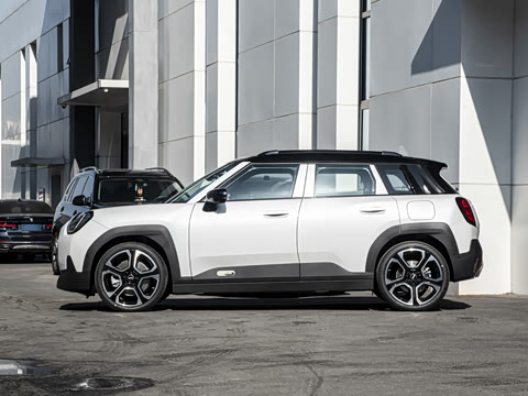 2025�� SE ������