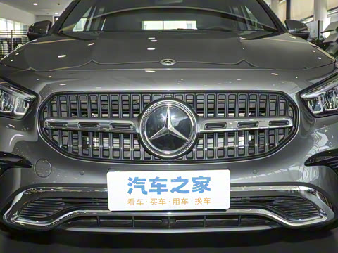 2025�� �Ŀ� GLA 220