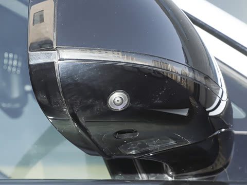 2026�� 3.0 L6 400PS AB�����