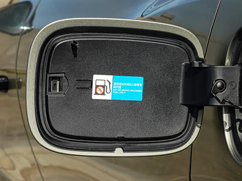 2025�� DM 215KM�����״��콢��