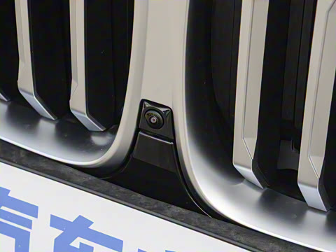 2025�� xDrive 30Li ������M�˶���ҹ��װ