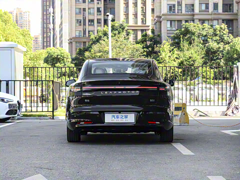 2025�� 550������