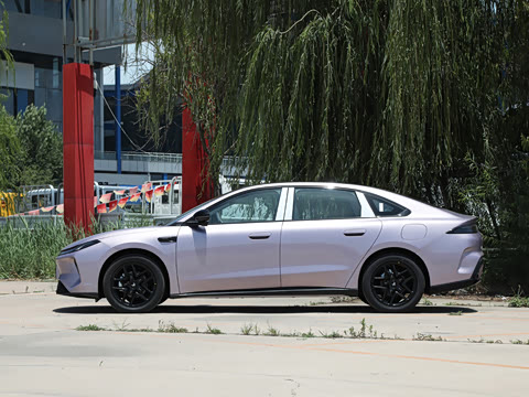 2026�� 535 MAX+�����