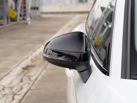 2025�� Sportback ��ذ� 40 TFSI ʱ�ж�����