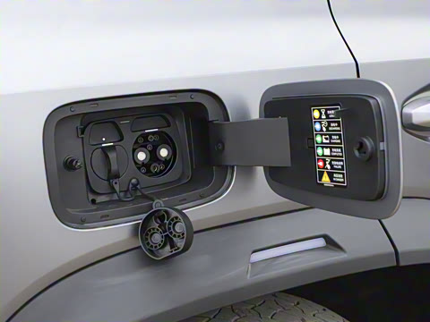 2026�� 211km XWD ��ΪǬ���Ǽ�