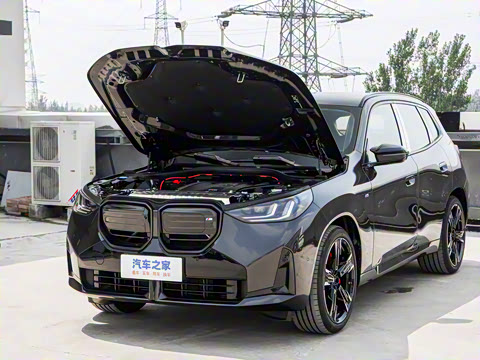 2025�� M50 xDrive