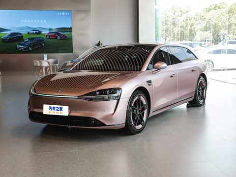 2025�� ���� Ultra�������� (896�߼����״