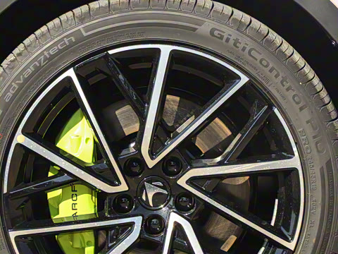 2025�� �Ŀ� 560MAX 185kW