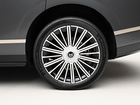 2026�� ���� 750 �����콢��