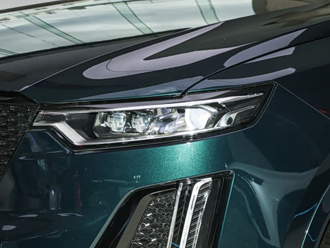 2025�� 2.0T ���������������������