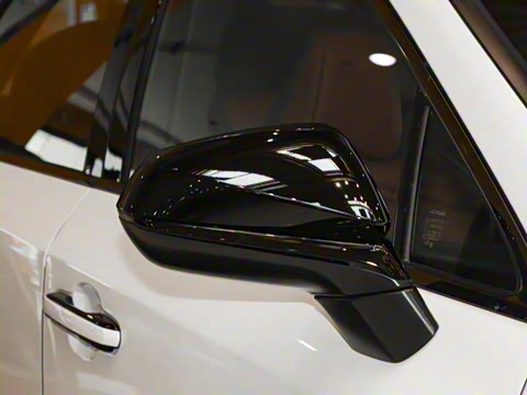 2026�� 500h ����F SPORT Performance