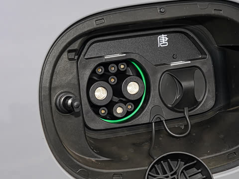 2025�� �Ǽݰ� DM-i 175KM ������