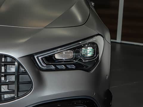 2025�� AMG CLA 45 S 4MATIC+