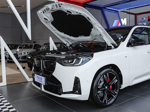 2026�� M50 xDrive