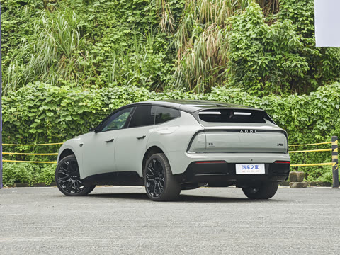 2026�� �콢quattro��