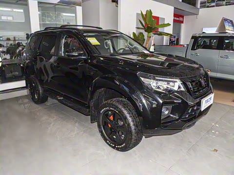 2025�� 2.0T ��������ʿ��