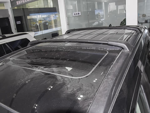 2025�� 2.0T ��������ʿ��