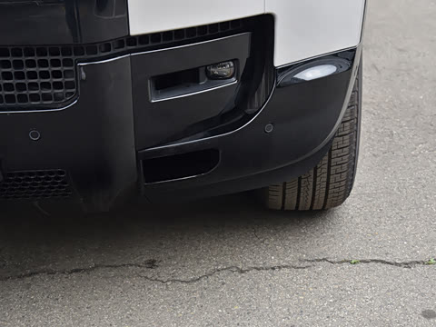 2026�� 110 3.0T P400 X