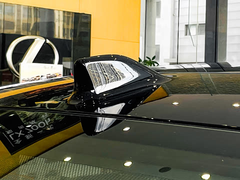2025�� 500e