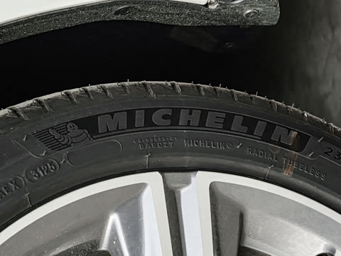 2025�� 2.0L e:PHEV ����