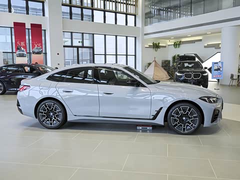 2026�� 430i Gran Coupe M�˶���ҹ��װ
