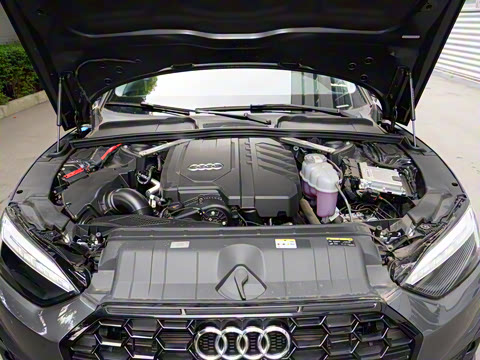 2025�� Sportback ��ذ� 40 TFSI ʱ�ж�����