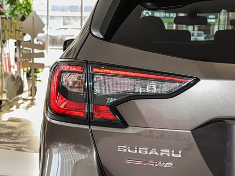 2024�� 2.5i AWD�˶��� EyeSight