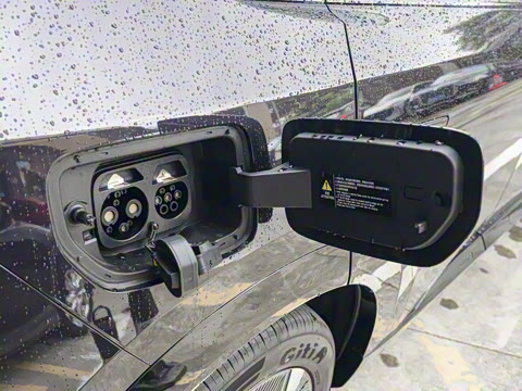 2025�� ����600 Pro