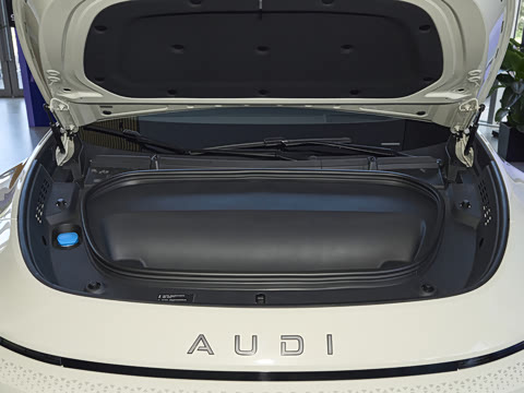 2026�� �ȷ�quattro��