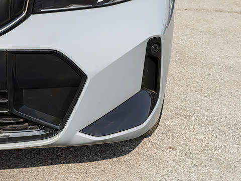 2026�� 330i M�˶���ҹ��װ