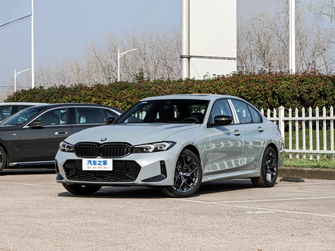 2026�� 330i M�˶���ҹ��װ