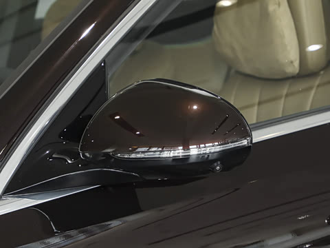 2026�� �Ŀ� E 260 L