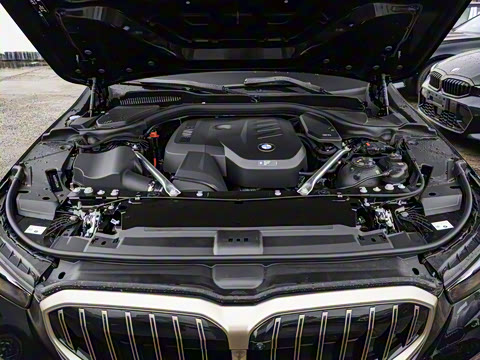 2026�� 530Li ������ ������װ