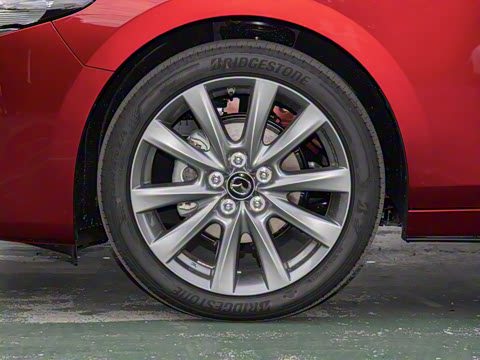 2025�� 2.0L �Զ����Ű�